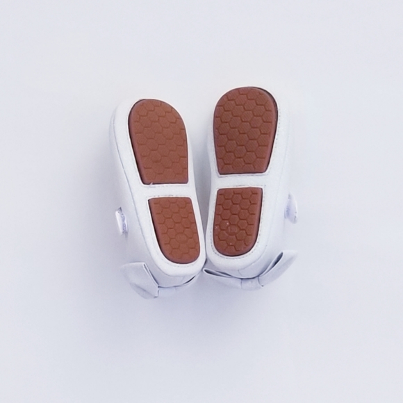 NWOT White Flower Girl Shoes Bear Mall - Picture 4 of 9